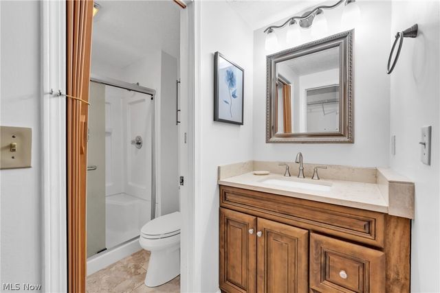35255 Greenwich Avenue, North Ridgeville, OH 44039