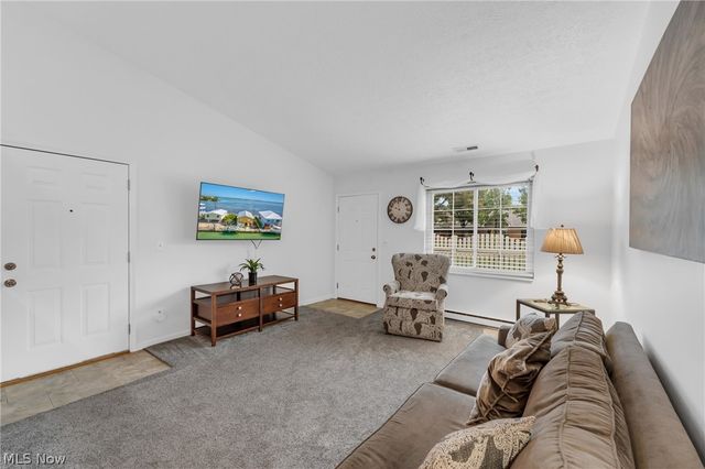 35255 Greenwich Avenue, North Ridgeville, OH 44039
