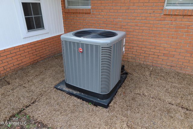 6500 Lancaster Boulevard, Ocean Springs, MS 39564