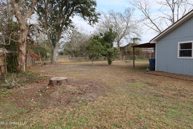 6500 Lancaster Boulevard, Ocean Springs, MS 39564