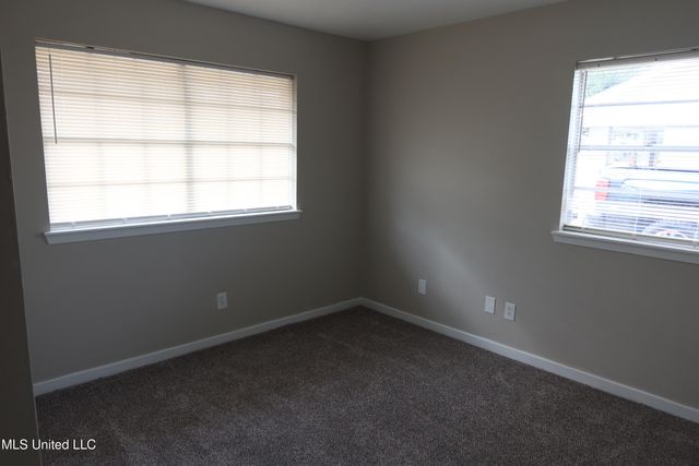 6500 Lancaster Boulevard, Ocean Springs, MS 39564