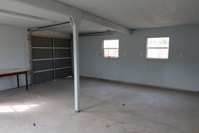 6500 Lancaster Boulevard, Ocean Springs, MS 39564