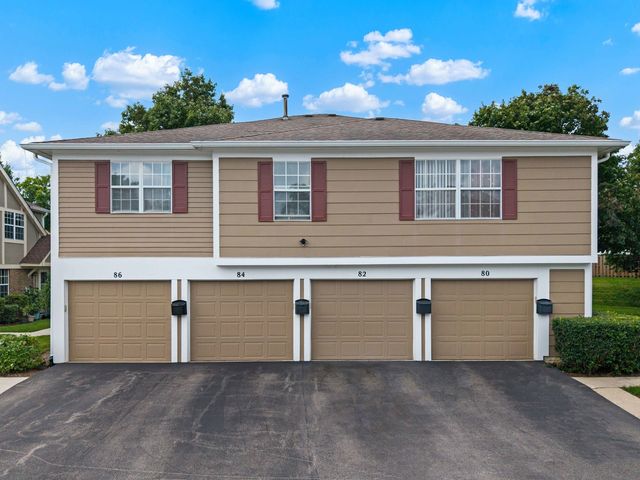 80 Maplewood Drive, Vernon Hills, IL 60061