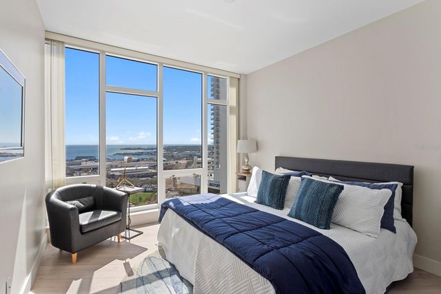 175 1ST STREET S 2106, St Petersburg, FL 33701