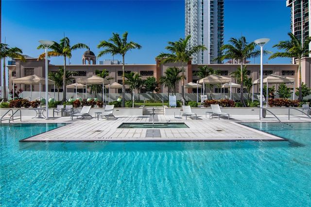 175 1ST STREET S 2106, St Petersburg, FL 33701