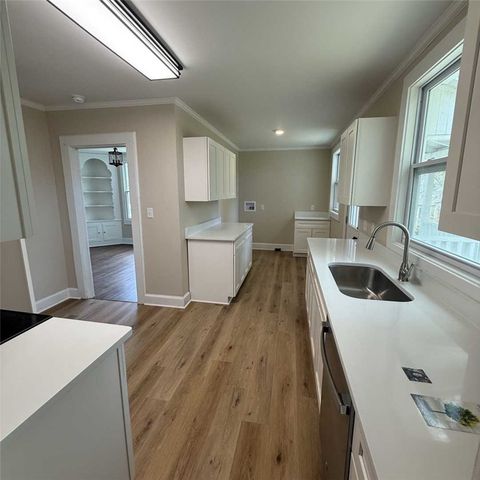 208 Glenwood Avenue, Anderson, SC 29625