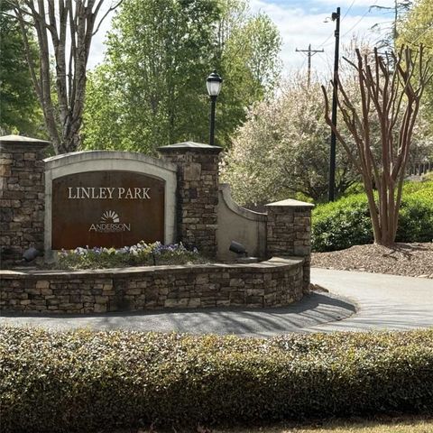 208 Glenwood Avenue, Anderson, SC 29625
