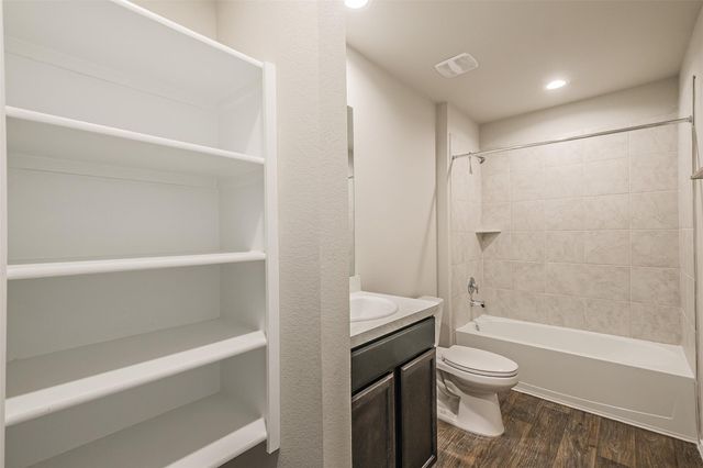 14668 Blackbrush Manor, Magnolia, TX 77354