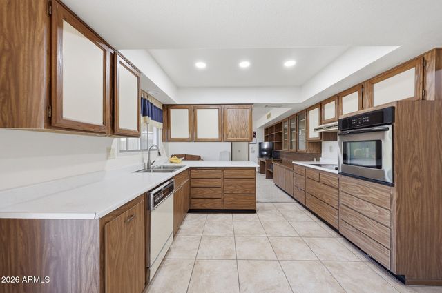 12730 W ALLEGRO Drive, Sun City West, AZ 85375