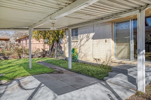 509 Lipscomb Street, Bonham, TX 75418