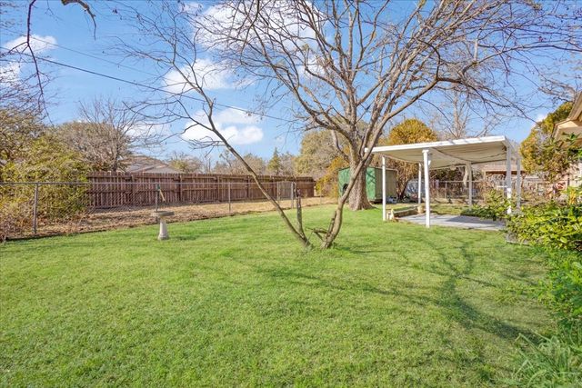 509 Lipscomb Street, Bonham, TX 75418