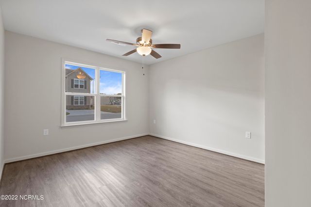 326 Glenellen Loop Road, Midway Park, NC 28544