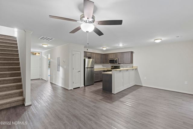 326 Glenellen Loop Road, Midway Park, NC 28544