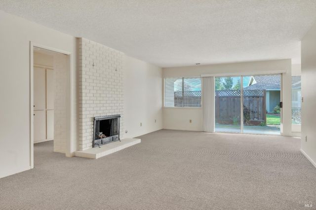 331 Pythian Rd, Santa Rosa, CA 95409