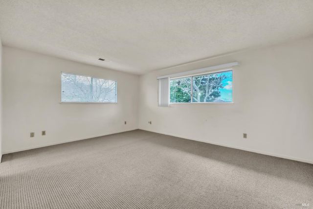 331 Pythian Rd, Santa Rosa, CA 95409