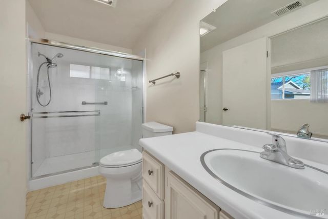 331 Pythian Rd, Santa Rosa, CA 95409