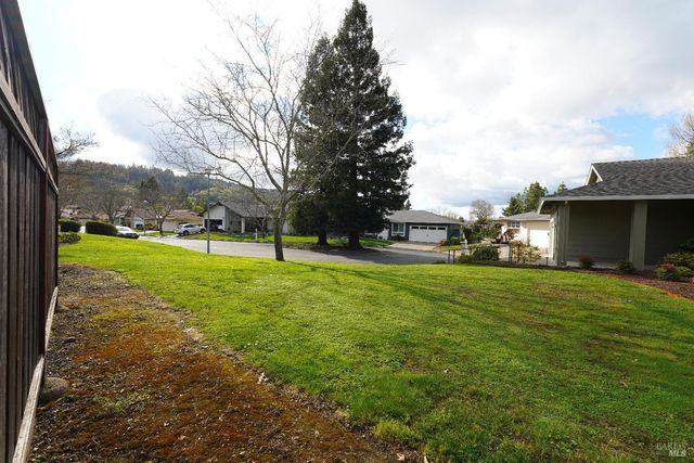 331 Pythian Rd, Santa Rosa, CA 95409