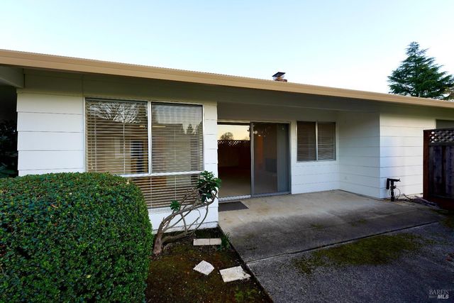 331 Pythian Rd, Santa Rosa, CA 95409