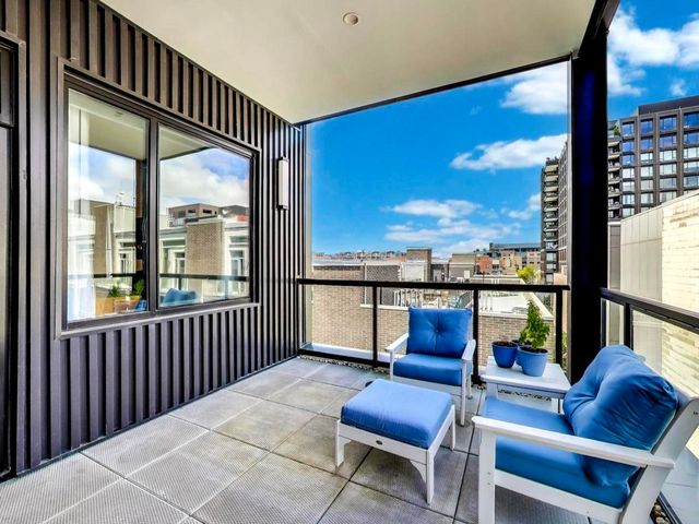 6 N Carpenter Street 5B, Chicago, IL 60607