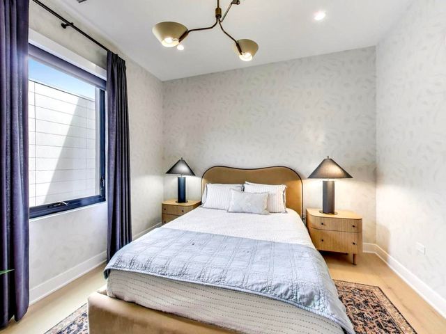 6 N Carpenter Street 5B, Chicago, IL 60607