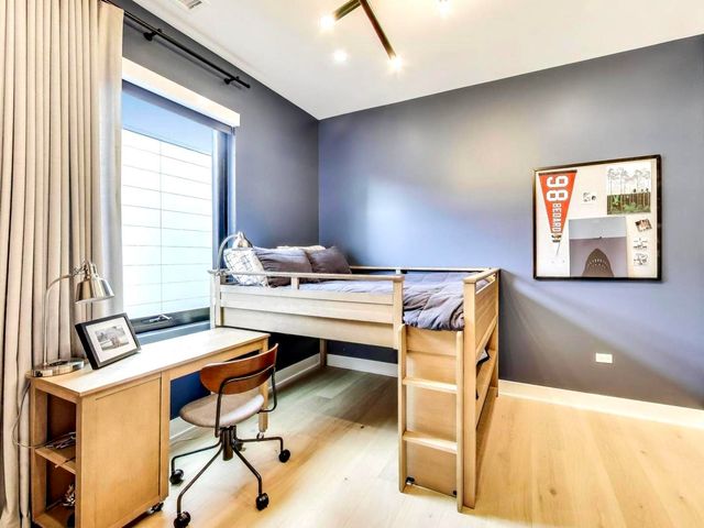 6 N Carpenter Street 5B, Chicago, IL 60607