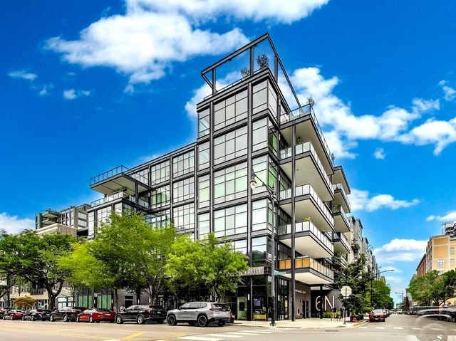 6 N Carpenter Street 5B, Chicago, IL 60607