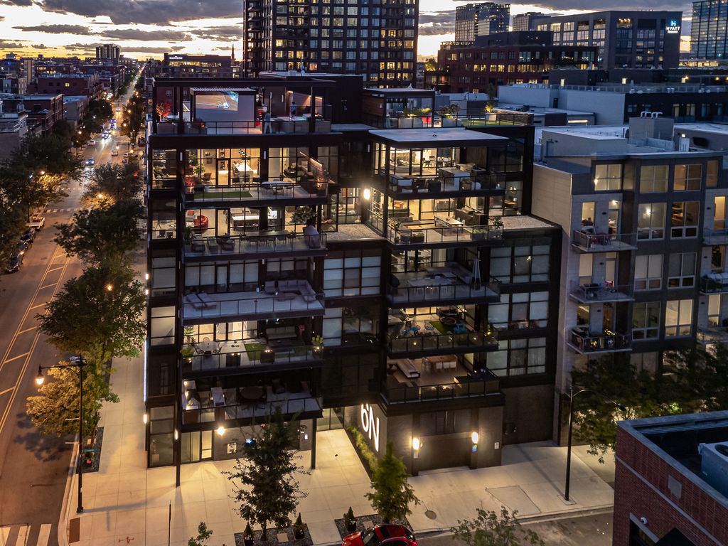 6 N Carpenter Street 5B, Chicago, IL 60607