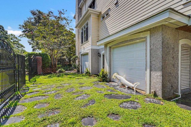 429 Ocean Pointe Ct., North Myrtle Beach, SC 29582