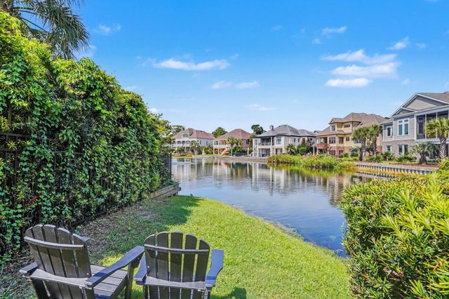 429 Ocean Pointe Ct., North Myrtle Beach, SC 29582