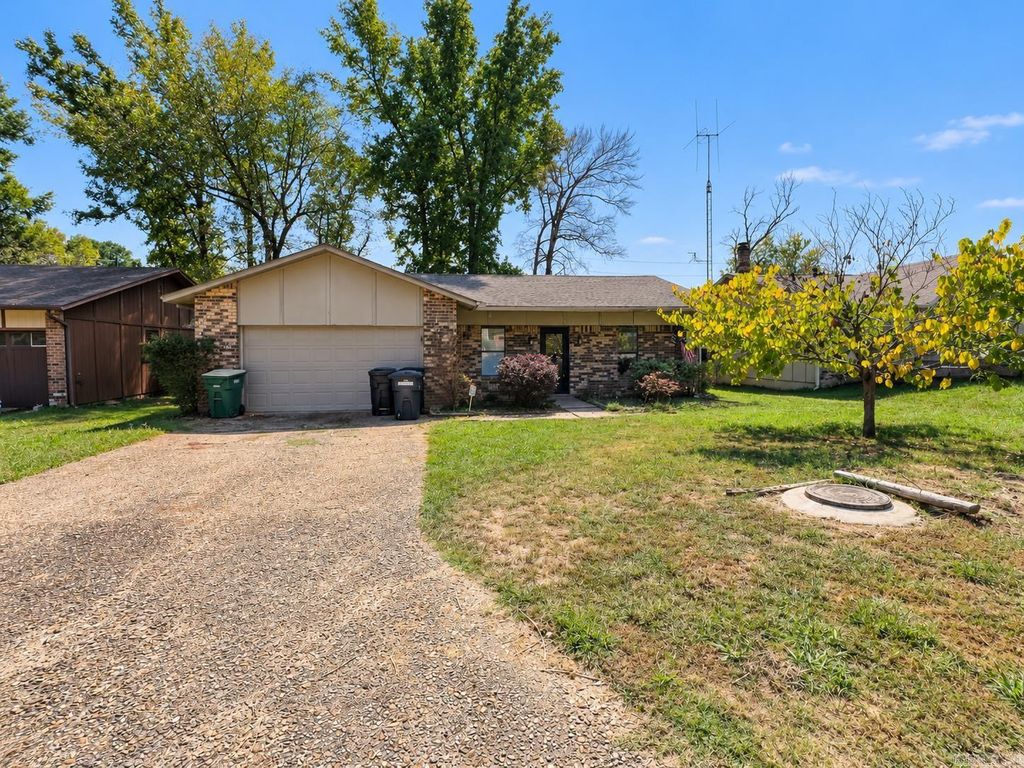 114 Gravel Lane, Sherwood, AR 72120