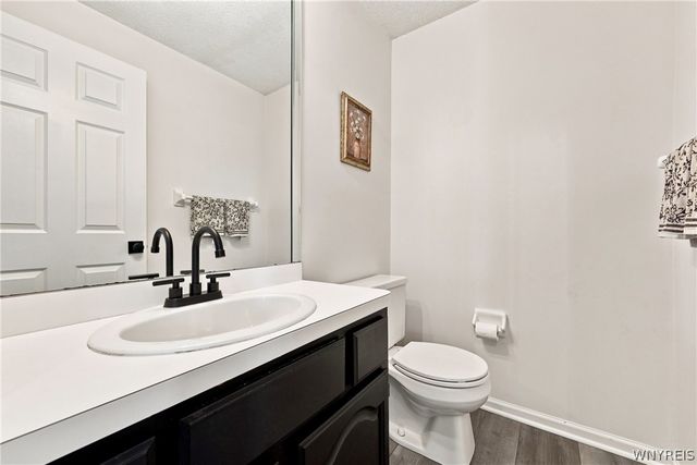 2654 Kenneth Court, Wheatfield, NY 14304