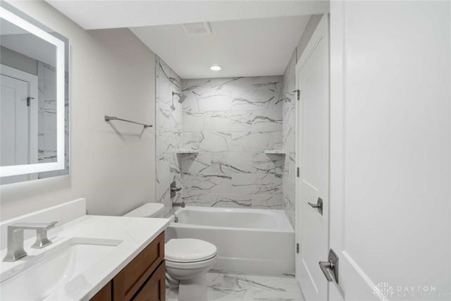 25 Copperhead Trail, Springboro, OH 45066