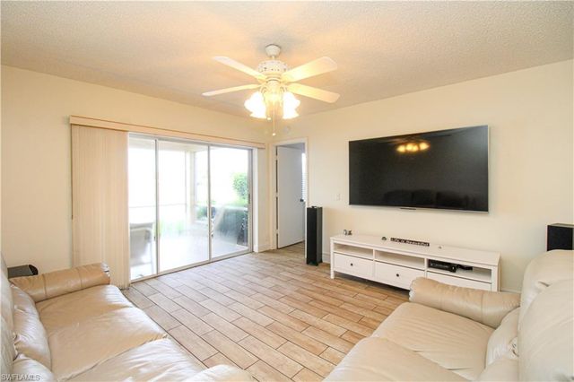 7794 Emerald CIR A-102, Naples, FL 34109