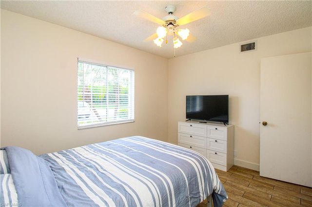 7794 Emerald CIR A-102, Naples, FL 34109