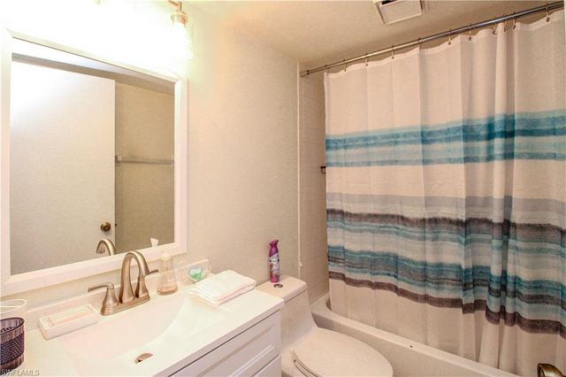 7794 Emerald CIR A-102, Naples, FL 34109
