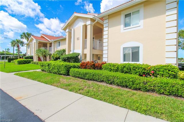 7794 Emerald CIR A-102, Naples, FL 34109