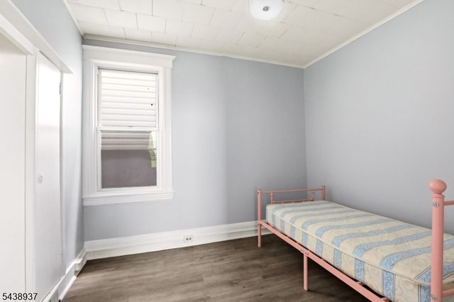 295 Old Bergen Rd, Jersey City, NJ 07305