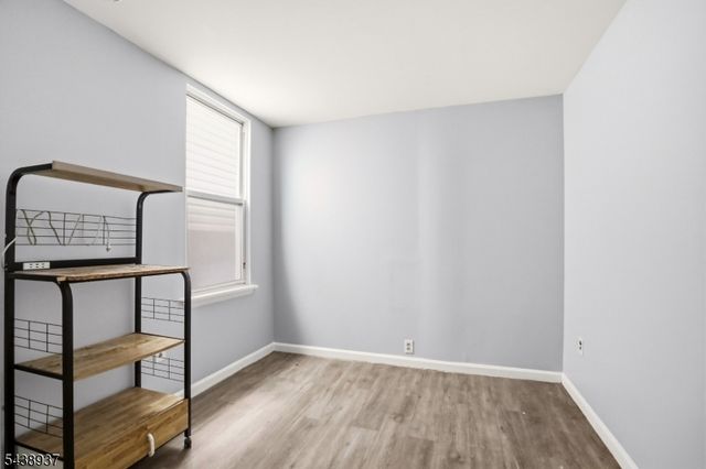 295 Old Bergen Rd, Jersey City, NJ 07305