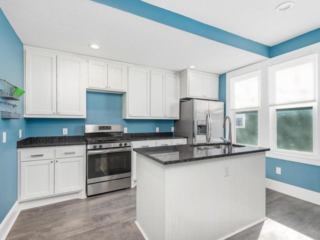 2517 Sheridan Avenue N, Minneapolis, MN 55411