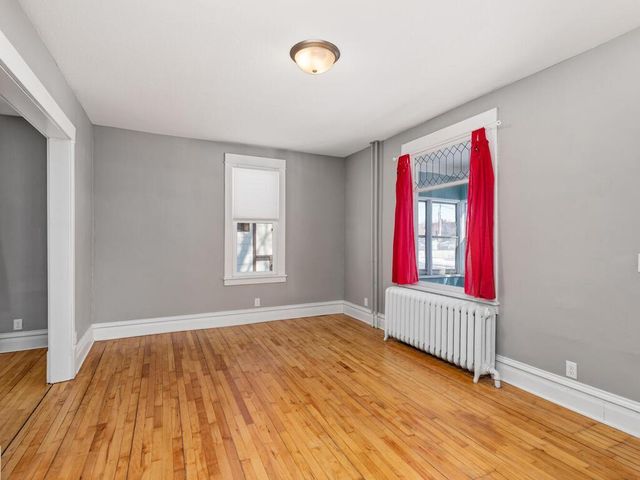 2517 Sheridan Avenue N, Minneapolis, MN 55411