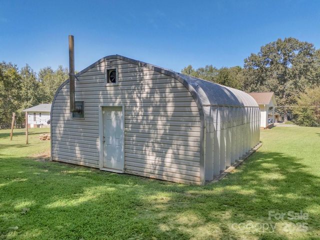 231 pineland Avenue, Shelby, NC 28152