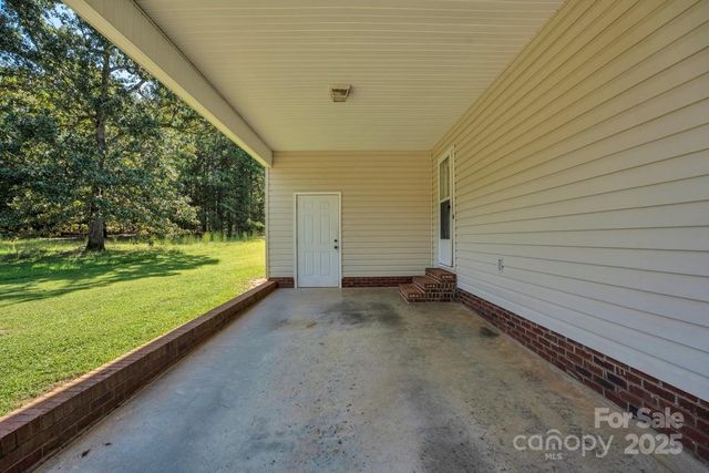 231 pineland Avenue, Shelby, NC 28152
