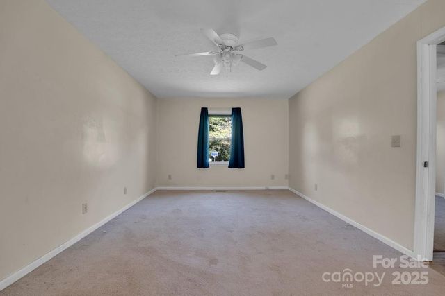 231 pineland Avenue, Shelby, NC 28152