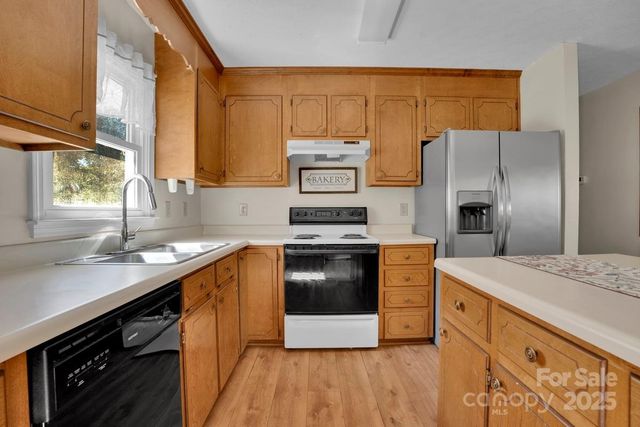 231 pineland Avenue, Shelby, NC 28152