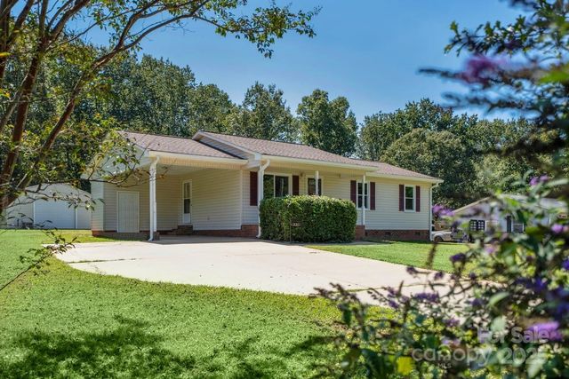 231 pineland Avenue, Shelby, NC 28152