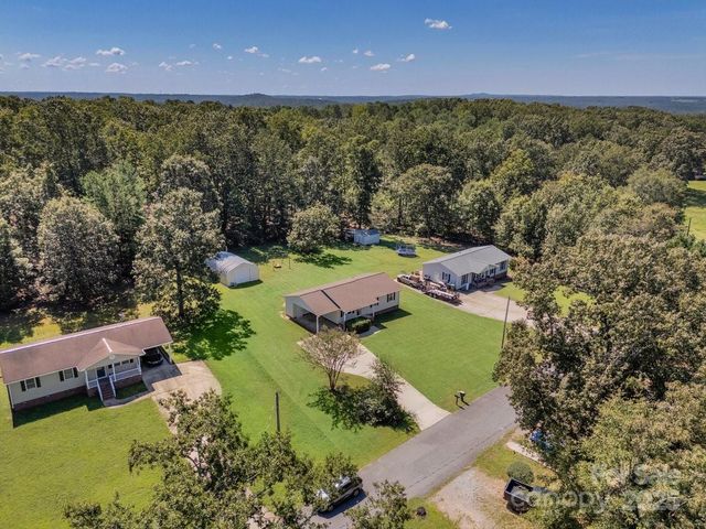231 pineland Avenue, Shelby, NC 28152