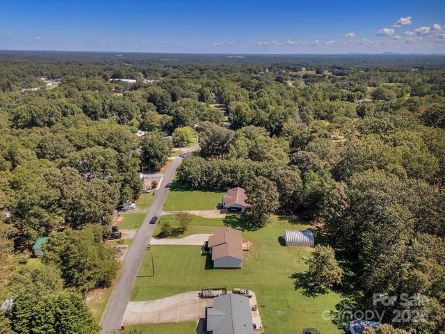 231 pineland Avenue, Shelby, NC 28152