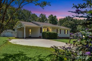 231 pineland Avenue, Shelby, NC 28152