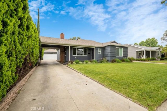6633 Costello Avenue, Valley Glen, CA 91405