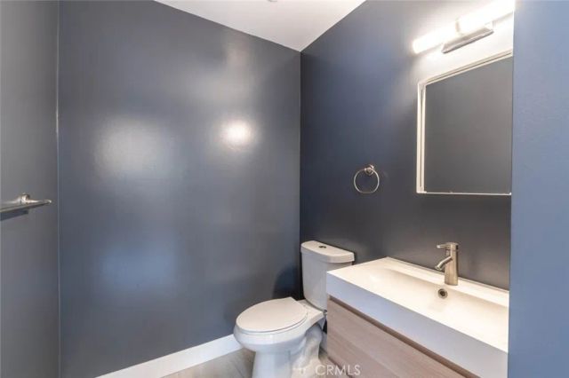 6633 Costello Avenue, Valley Glen, CA 91405